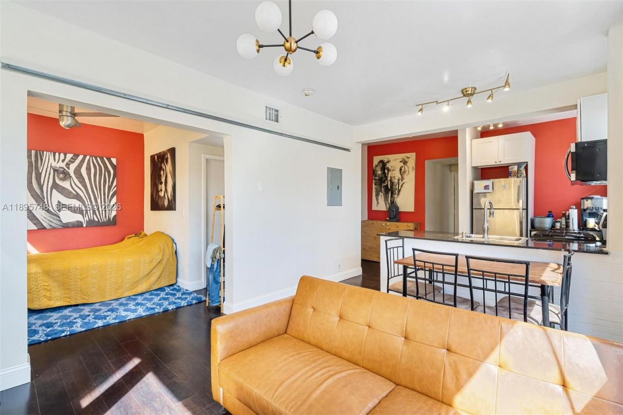 1320 Drexel Ave, Unit 200, Miami Beach, FL 33139 Photo