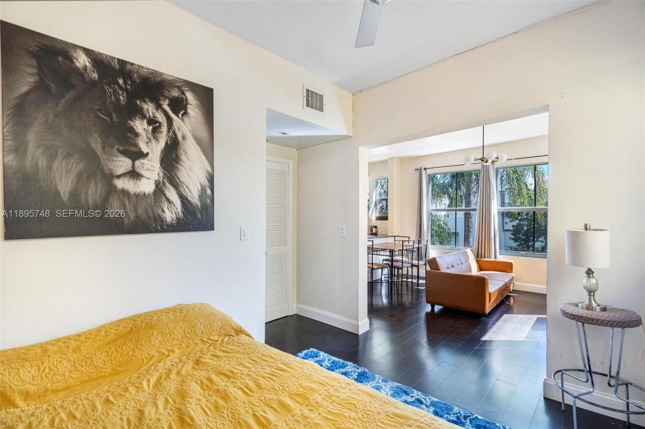 1320 Drexel Ave, Unit 200, Miami Beach, FL 33139 Photo