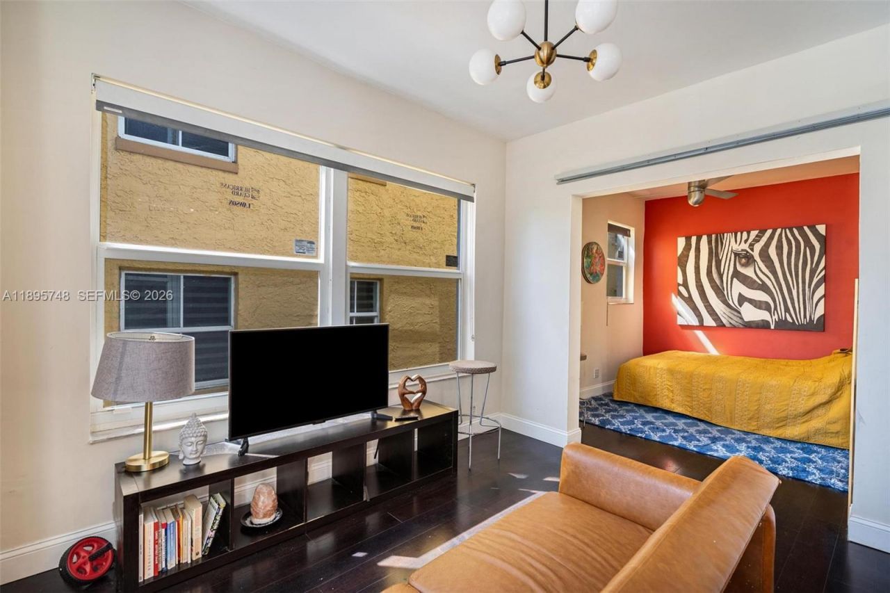 1320 Drexel Ave, Unit 200, Miami Beach, FL 33139 Photo