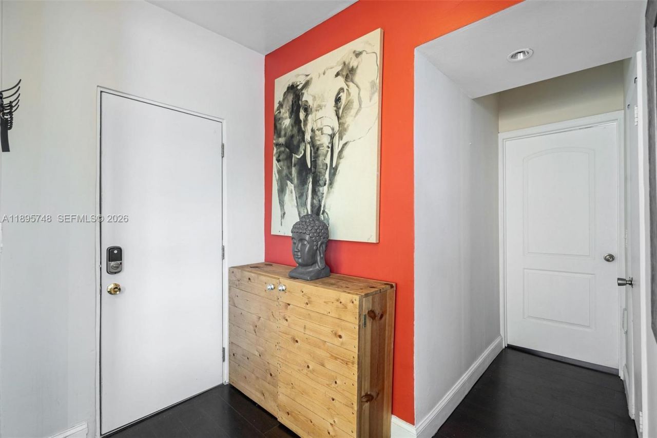 1320 Drexel Ave, Unit 200, Miami Beach, FL 33139 Photo