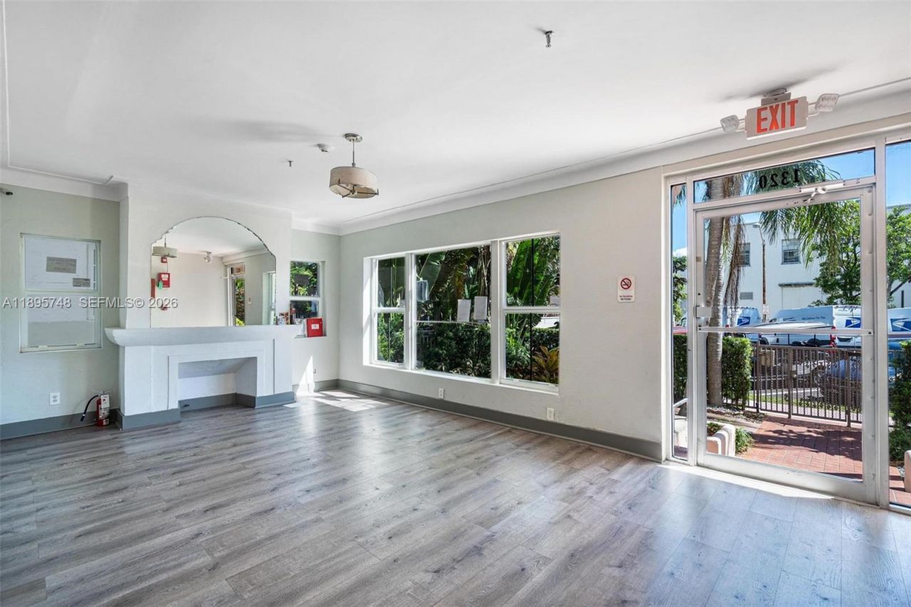 1320 Drexel Ave, Unit 200, Miami Beach, FL 33139 Photo