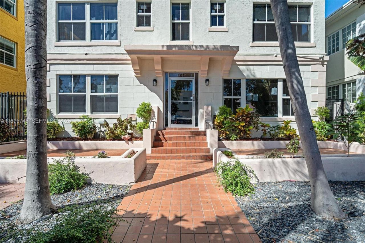 1320 Drexel Ave, Unit 200, Miami Beach, FL 33139 Photo