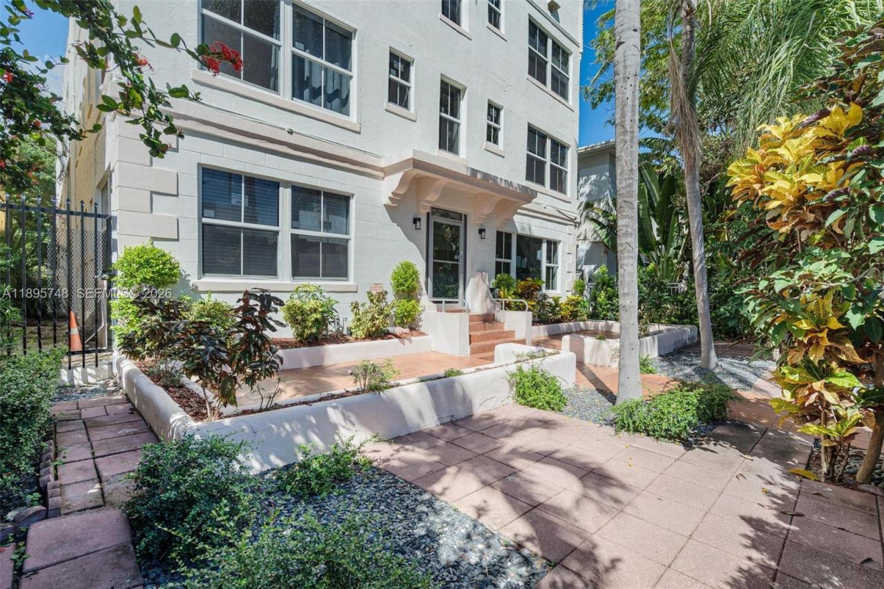 1320 Drexel Ave, Unit 200, Miami Beach, FL 33139 Photo