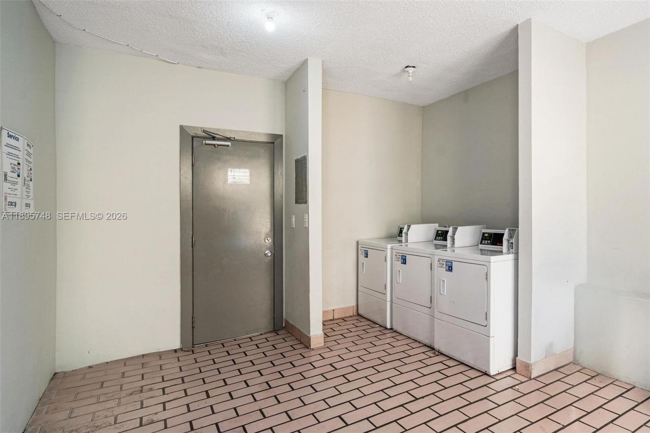 1320 Drexel Ave, Unit 200, Miami Beach, FL 33139 Photo