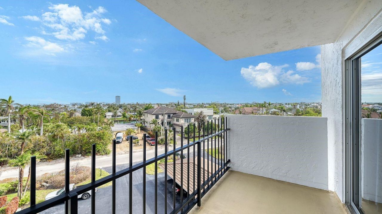 101 Benjamin Franklin Drive, Unit 54, Sarasota, FL 34236 Photo