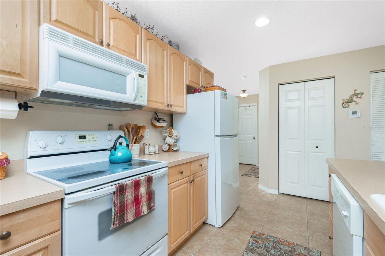 27251 Adams Street, Unit 212, Punta Gorda, FL 33983 Photo