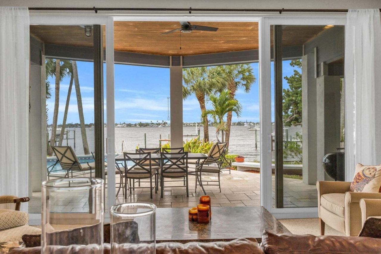 1009 NW Terrace Road, Stuart, FL 34994 Photo