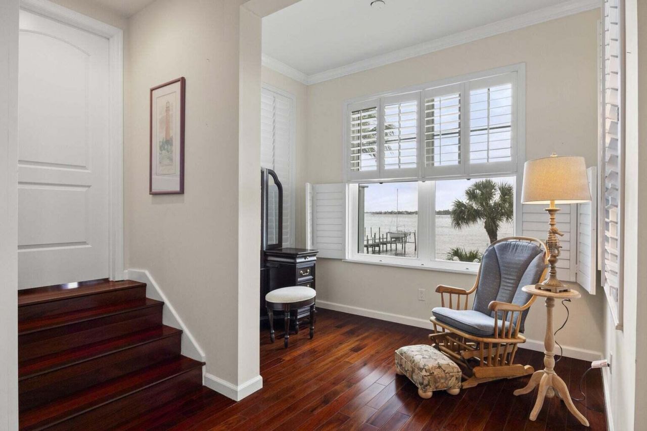 1009 NW Terrace Road, Stuart, FL 34994 Photo