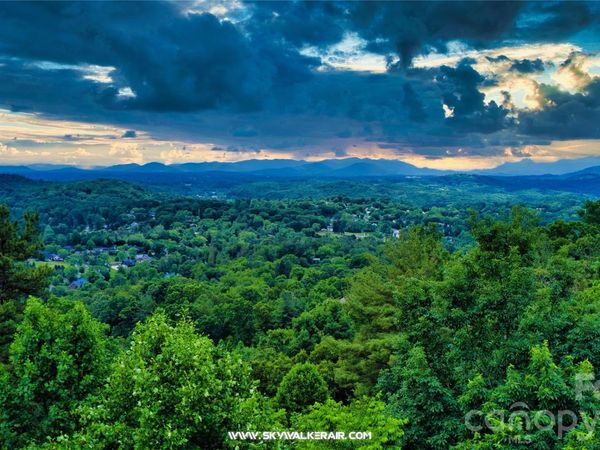 175 Senator Reynolds Road, Asheville, NC 28804