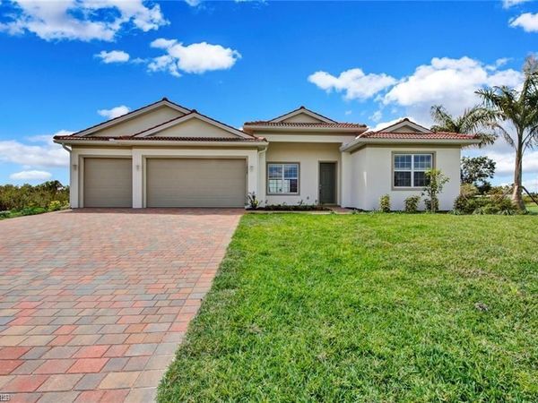 12329 Isabella DR, BONITA SPRINGS, FL 34135