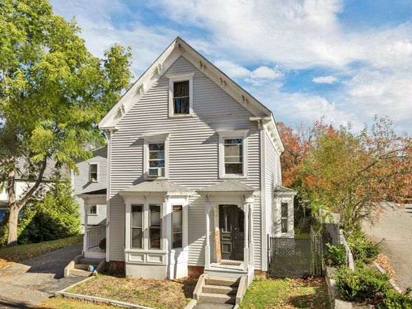 17 Market Street, North Berwick, ME 03906