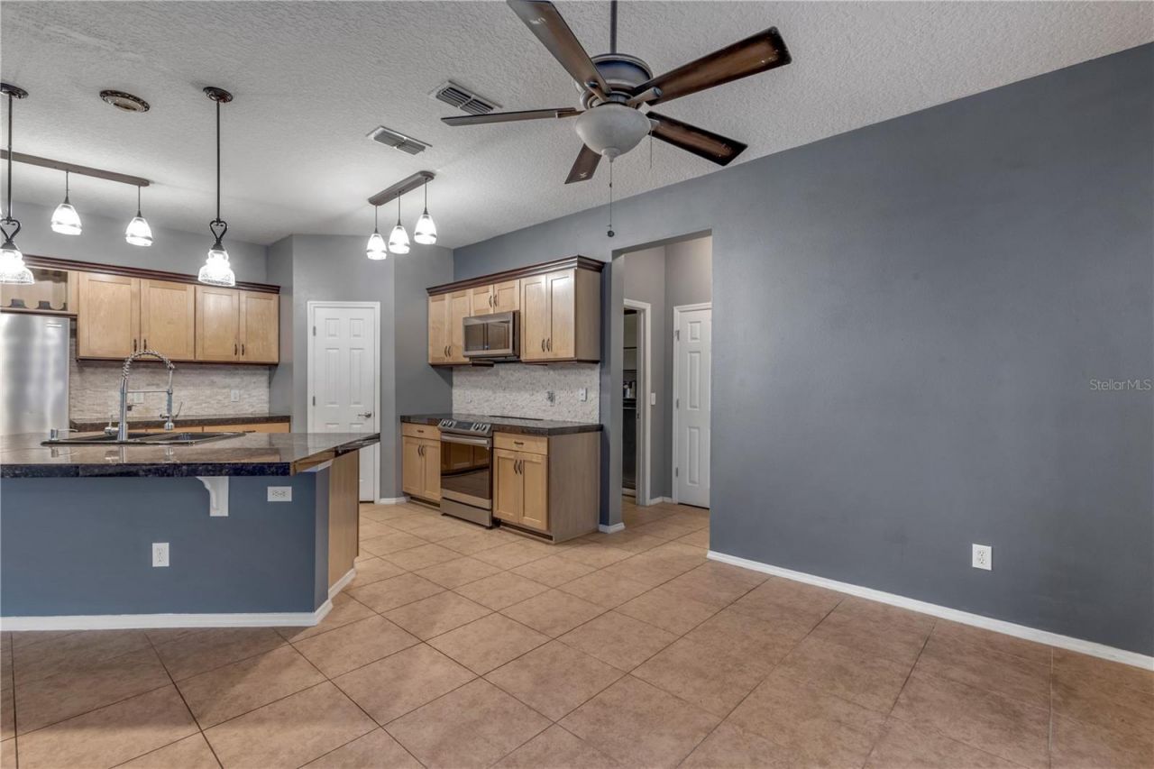 2707 Atlantis Drive, New Smyrna Beach, FL 32168 Photo