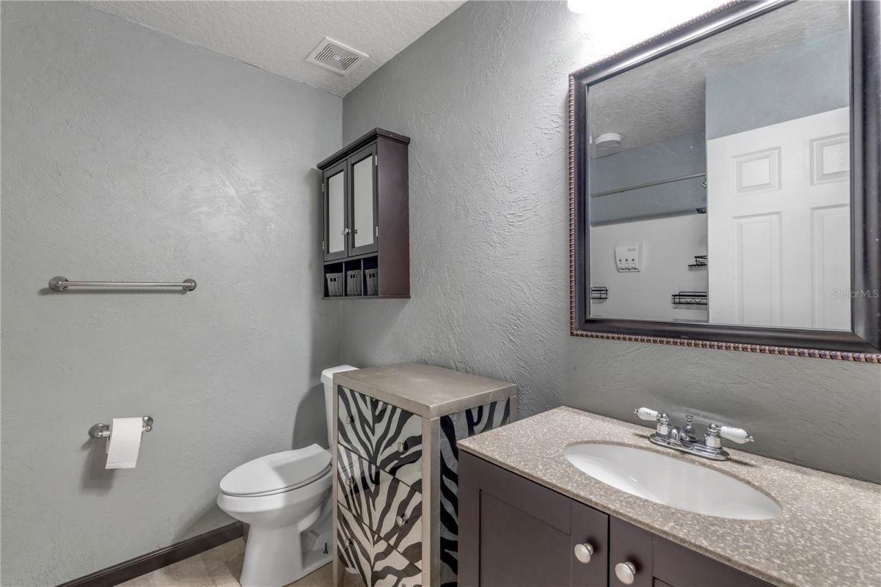 2707 Atlantis Drive, New Smyrna Beach, FL 32168 Photo