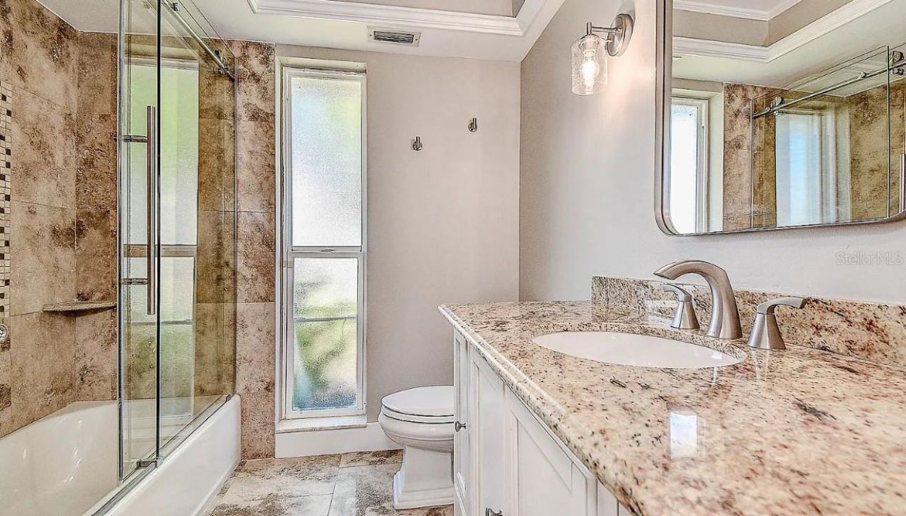 1998 Kansas Avenue Ne, Saint Petersburg, FL 33703 Photo