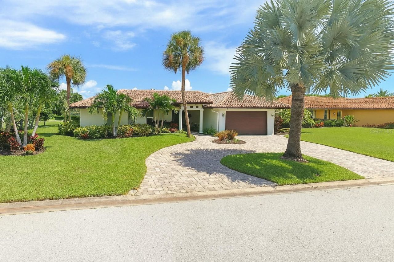 1998 Kansas Avenue Ne, Saint Petersburg, FL 33703 Photo