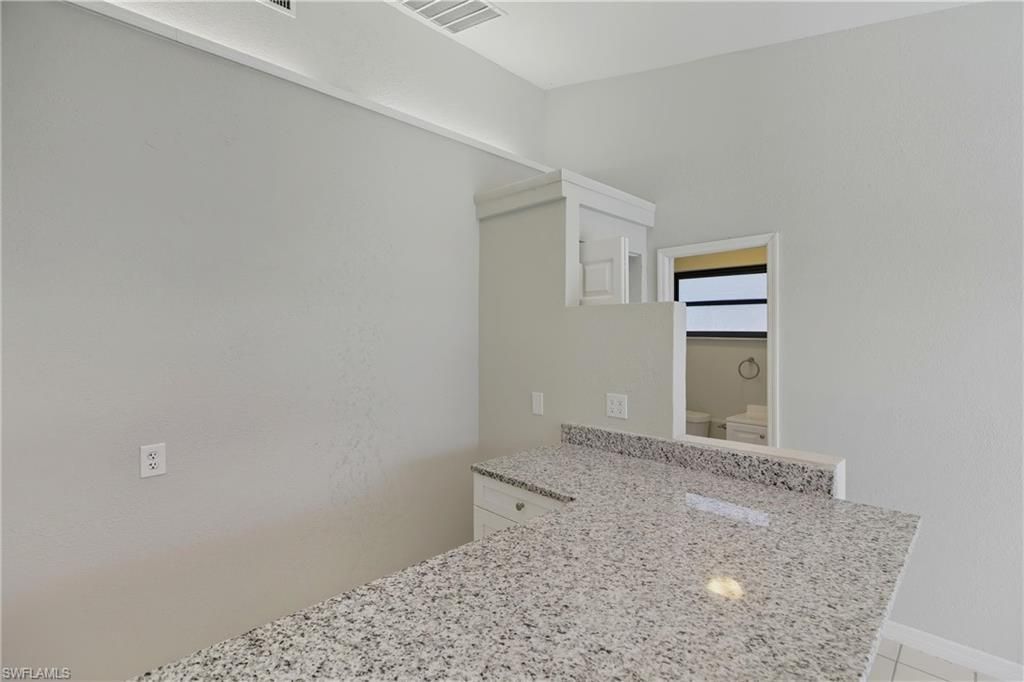 728 Tower Dr, Cape Coral, FL 33904 Photo