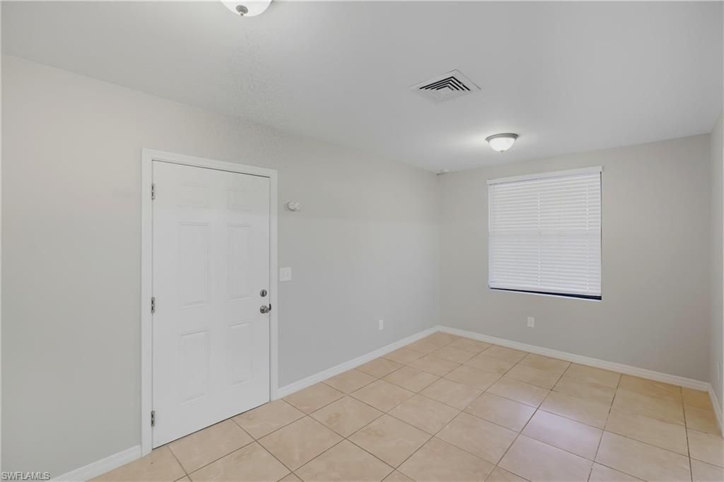 728 Tower Dr, Cape Coral, FL 33904 Photo