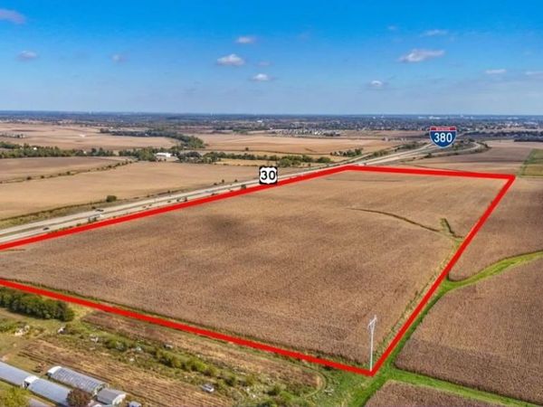 Hwy 30 Linn County, Cedar Rapids, IA 52404