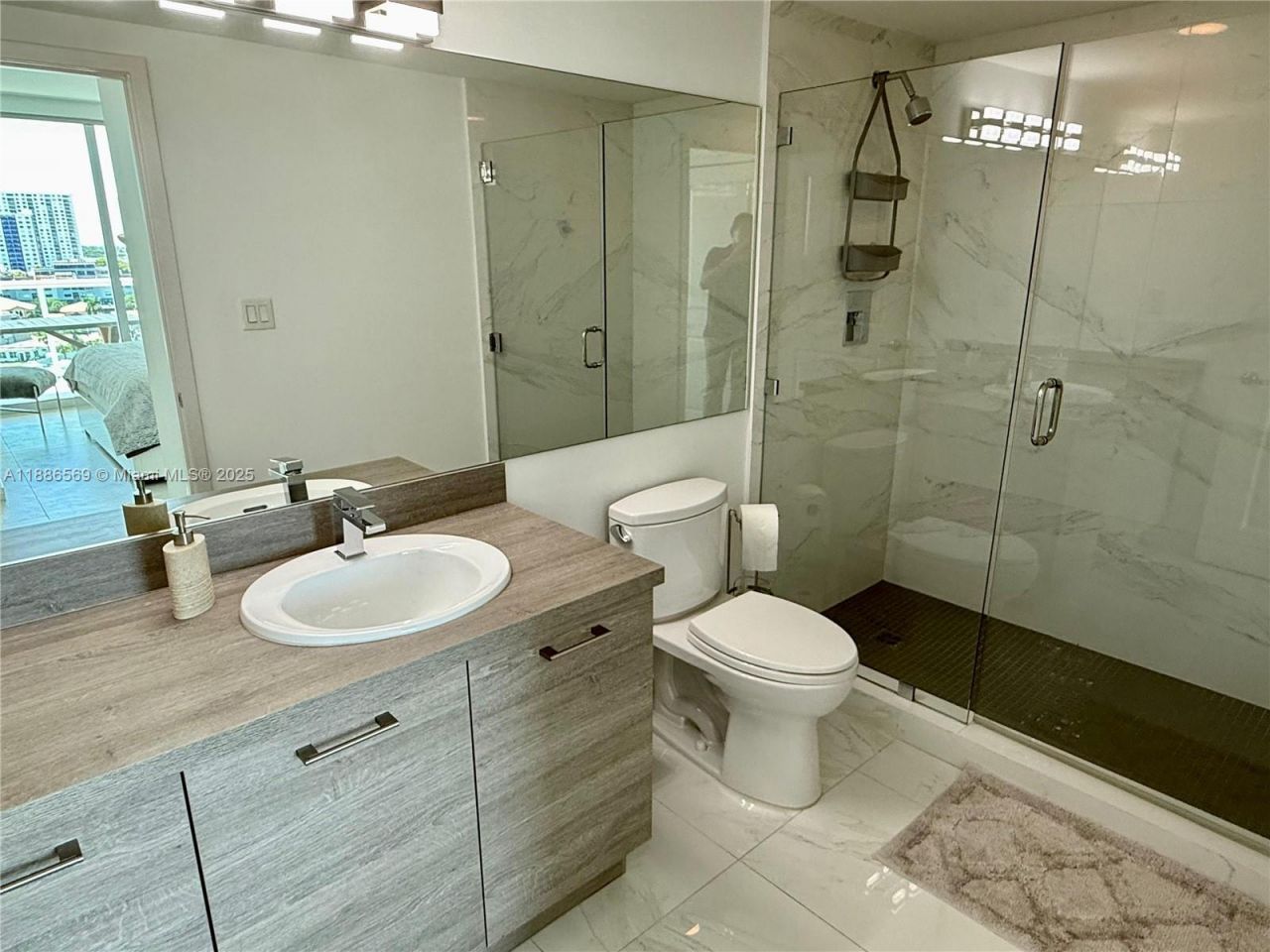 400 Sunny Isles Blvd, Unit 916, Sunny Isles Beach, FL 33160 Photo