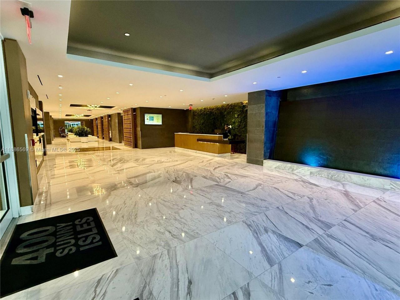 400 Sunny Isles Blvd, Unit 916, Sunny Isles Beach, FL 33160 Photo