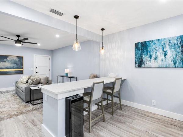 940 3rd ST S, Unit 204, NAPLES, FL 34102