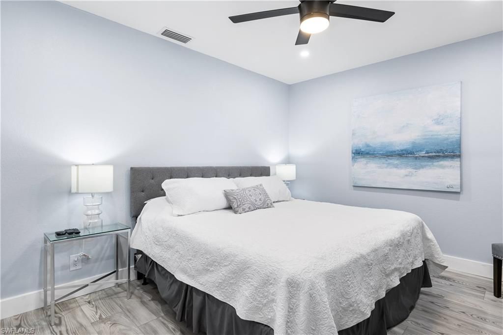 940 3rd St S, Unit 204, Naples, FL 34102 Photo