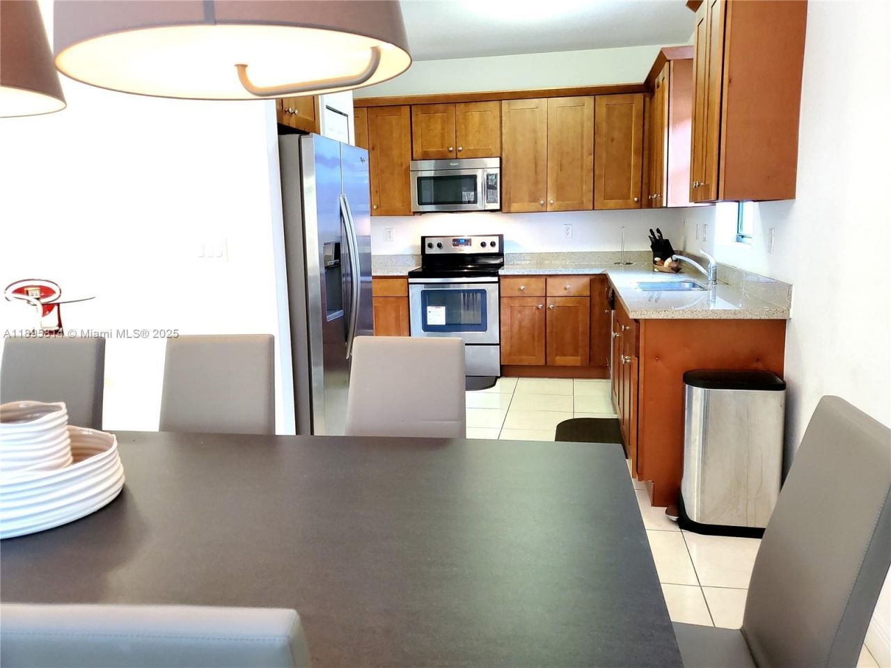 9731 NW 10th Ter, Miami, FL 33172 Photo