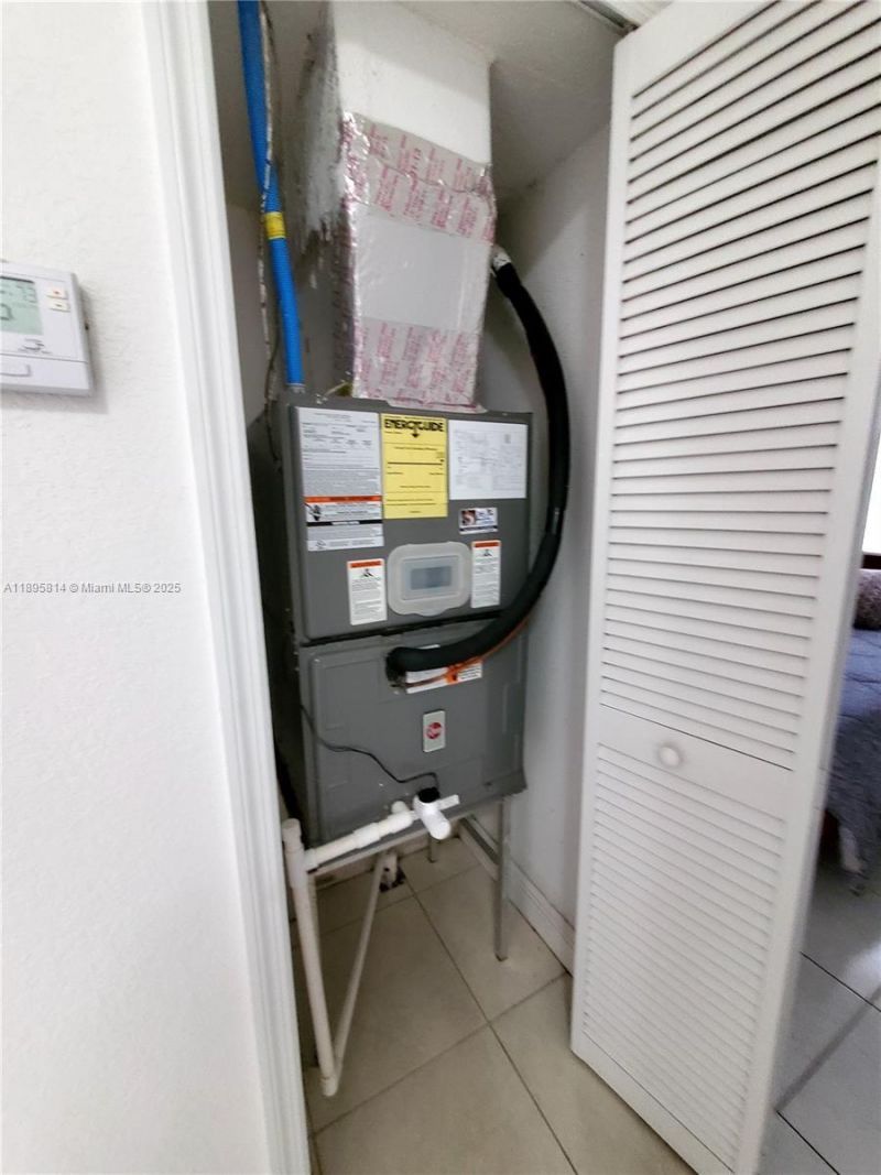 9731 NW 10th Ter, Miami, FL 33172 Photo