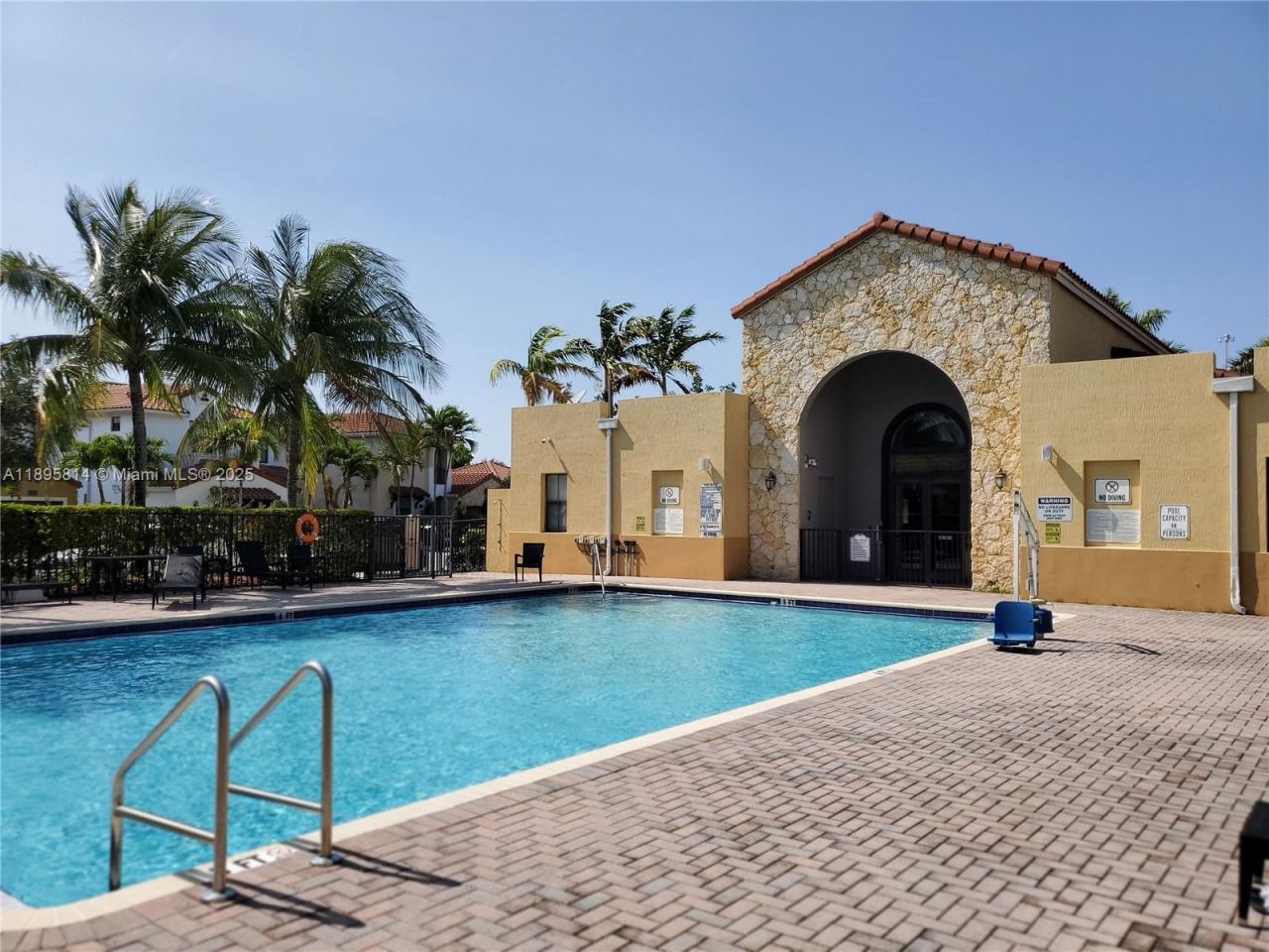 9731 NW 10th Ter, Miami, FL 33172 Photo