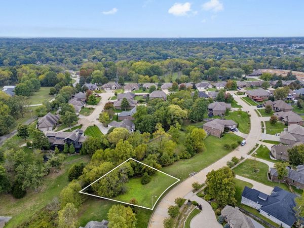 2460 E German Ivy, Springfield, MO 65804