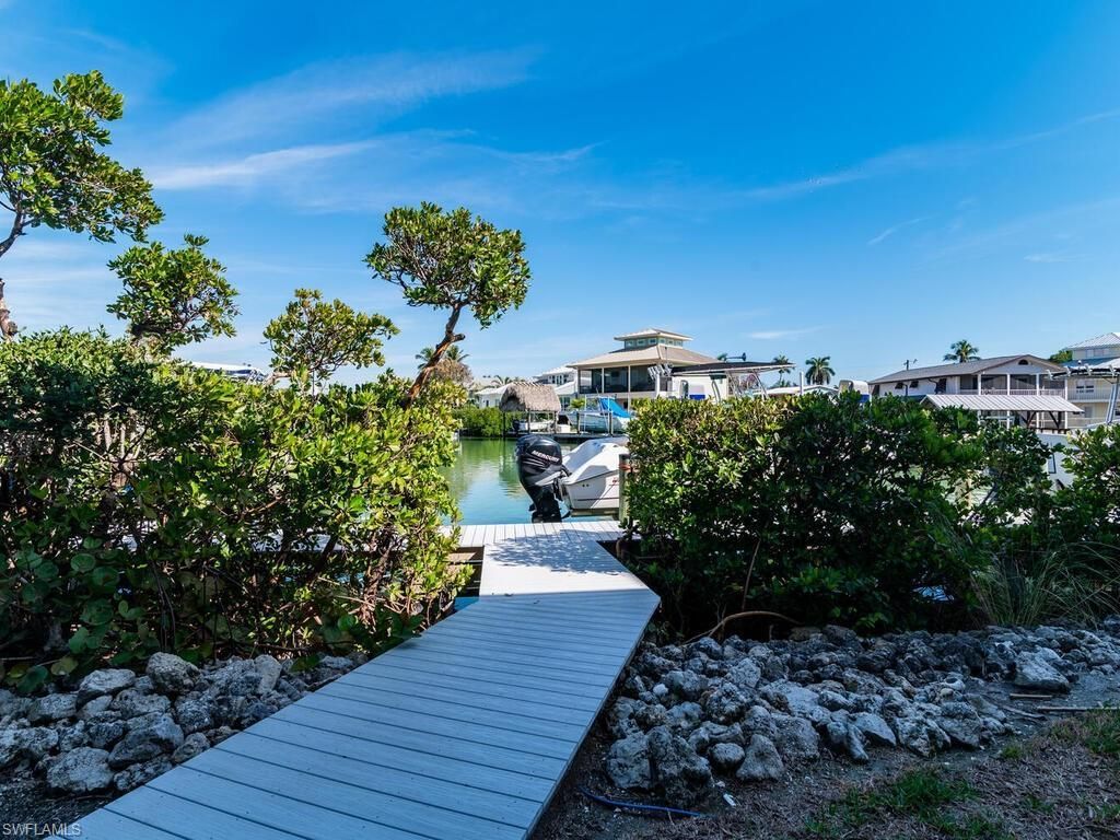 366 Angler Dr, Unit 1602, Goodland, FL 34140 Photo