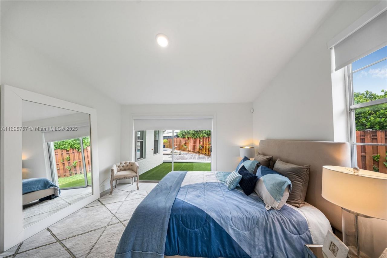 2406 Marathon Ln, Fort Lauderdale, FL 33312 Photo