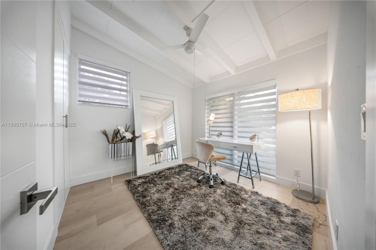 2406 Marathon Ln, Fort Lauderdale, FL 33312 Photo