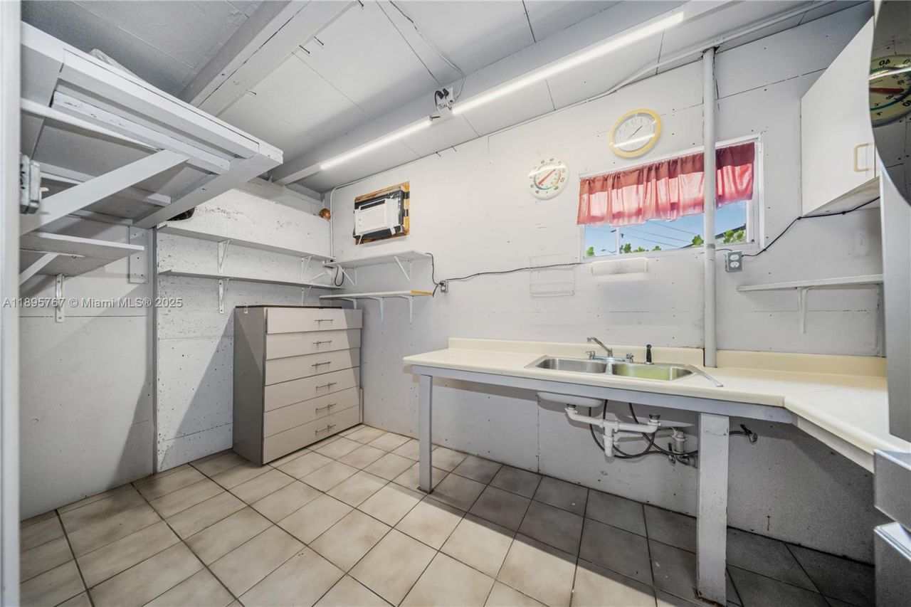 2406 Marathon Ln, Fort Lauderdale, FL 33312 Photo