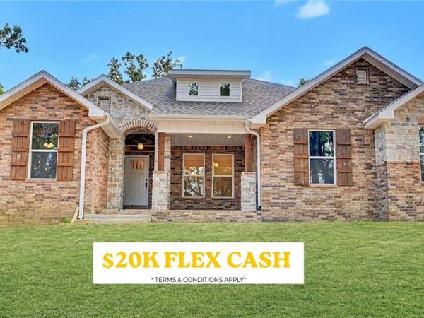 9254 S Pleasant Valley Road, Gentry, AR 72734