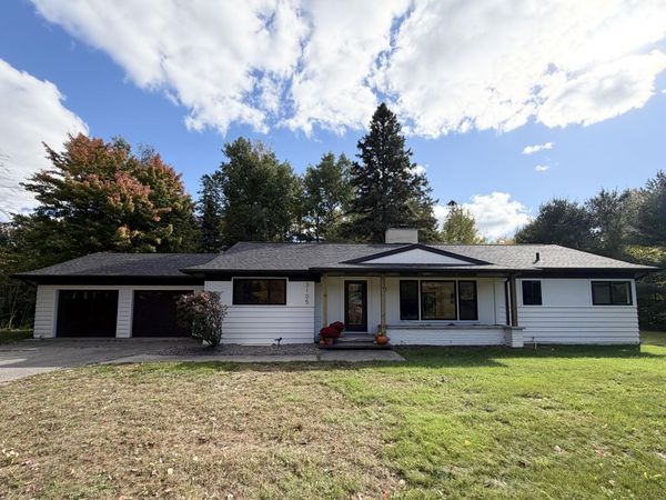 3105 Sherman Park DR, Sault Ste Marie, MI 49783