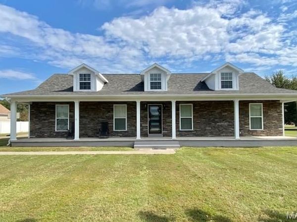 1212 State Highway Ad, Dexter, MO 63841