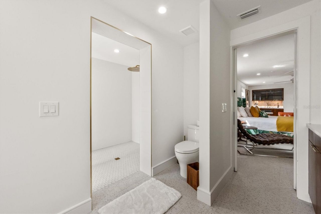 505 65th Street, Holmes Beach, FL 34217 Photo