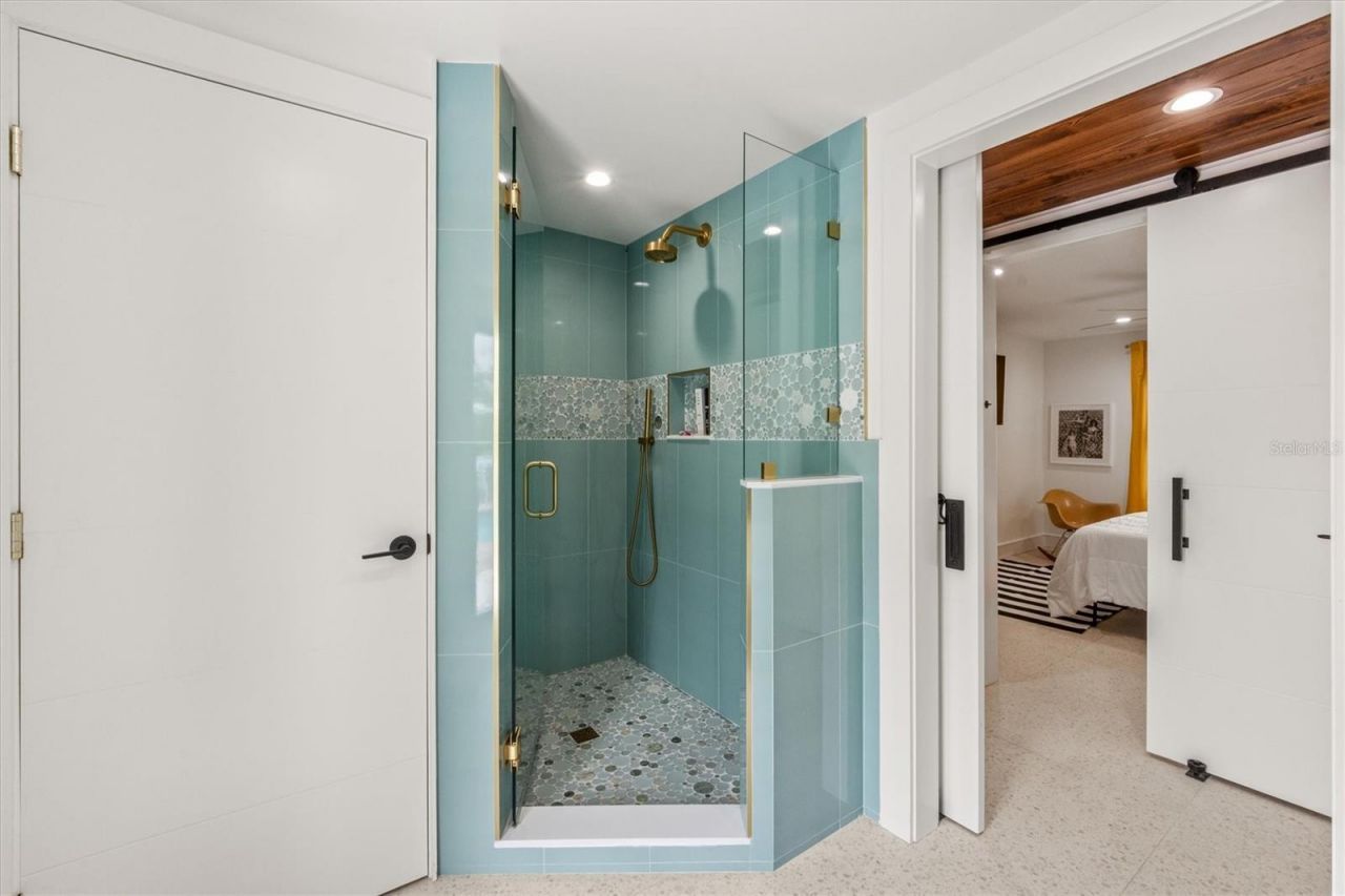 505 65th Street, Holmes Beach, FL 34217 Photo