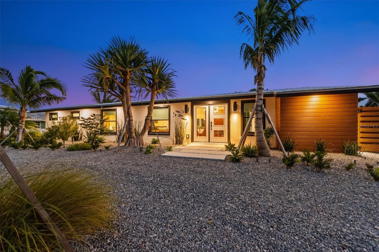 505 65th Street, Holmes Beach, FL 34217 Photo