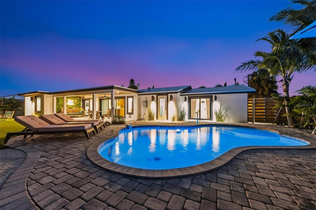 505 65th Street, Holmes Beach, FL 34217 Photo