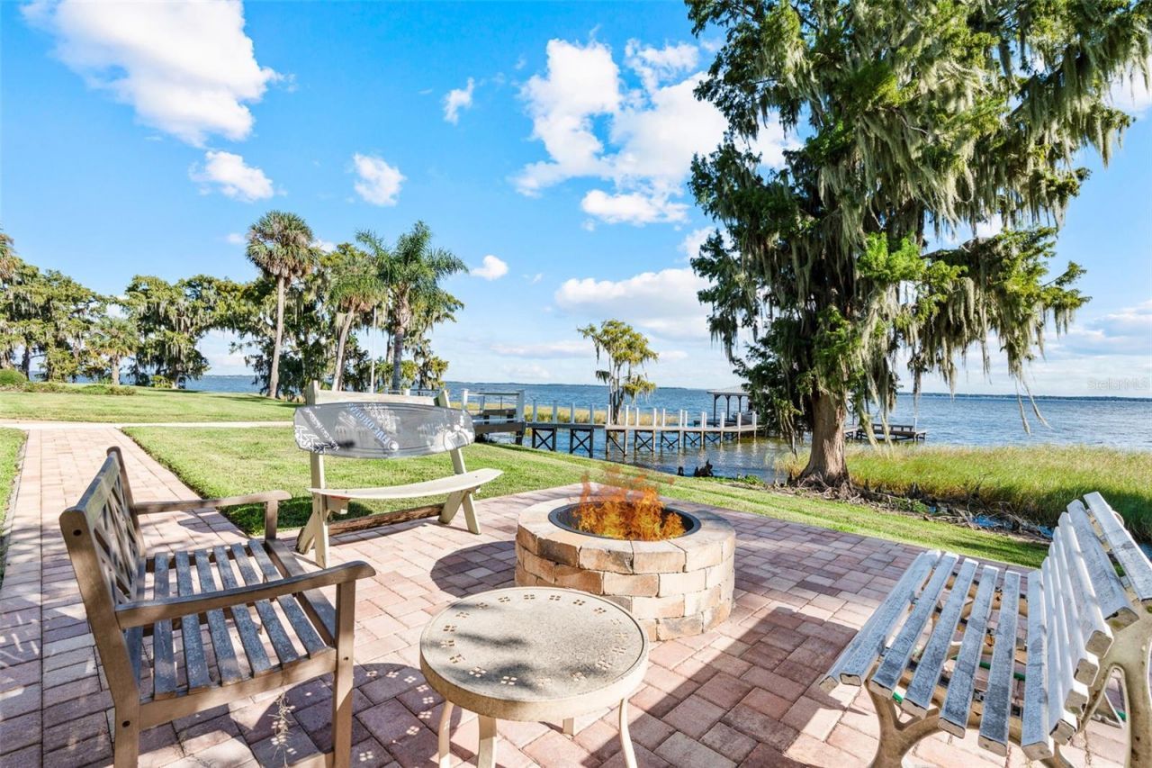 30215 Redtree Drive, Leesburg, FL 34748 Photo