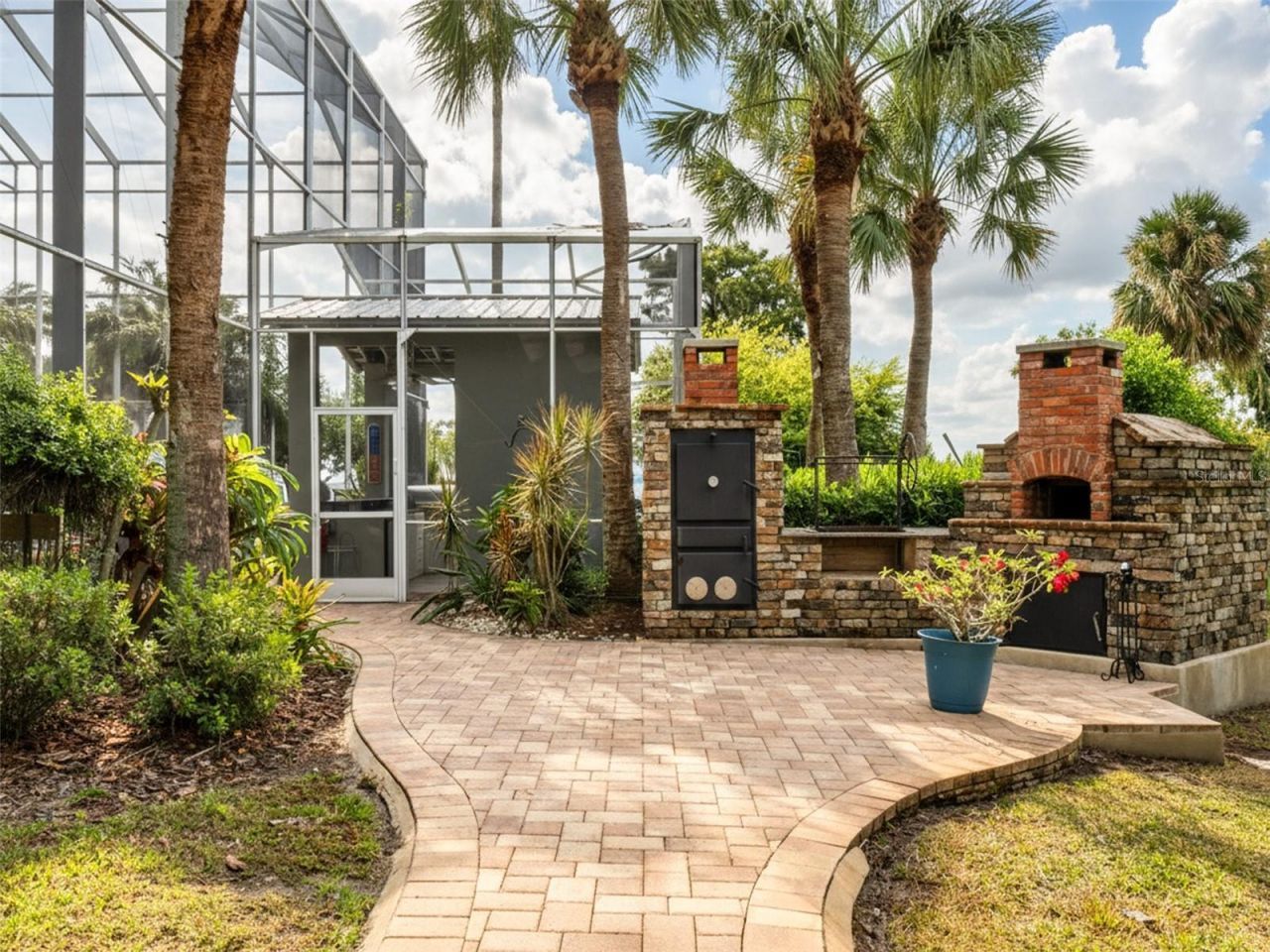 30215 Redtree Drive, Leesburg, FL 34748 Photo