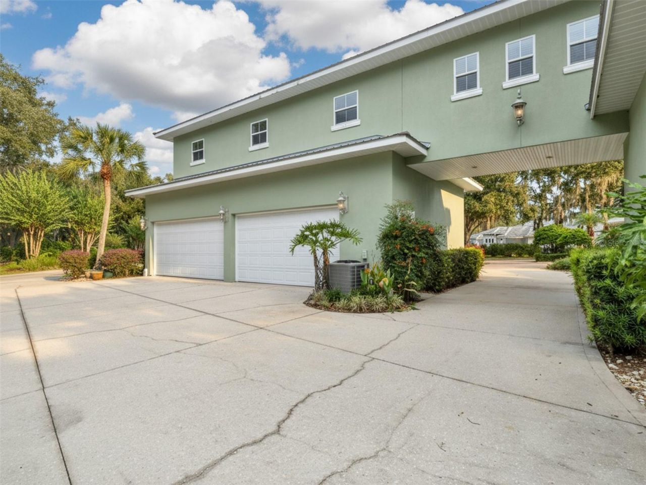 30215 Redtree Drive, Leesburg, FL 34748 Photo