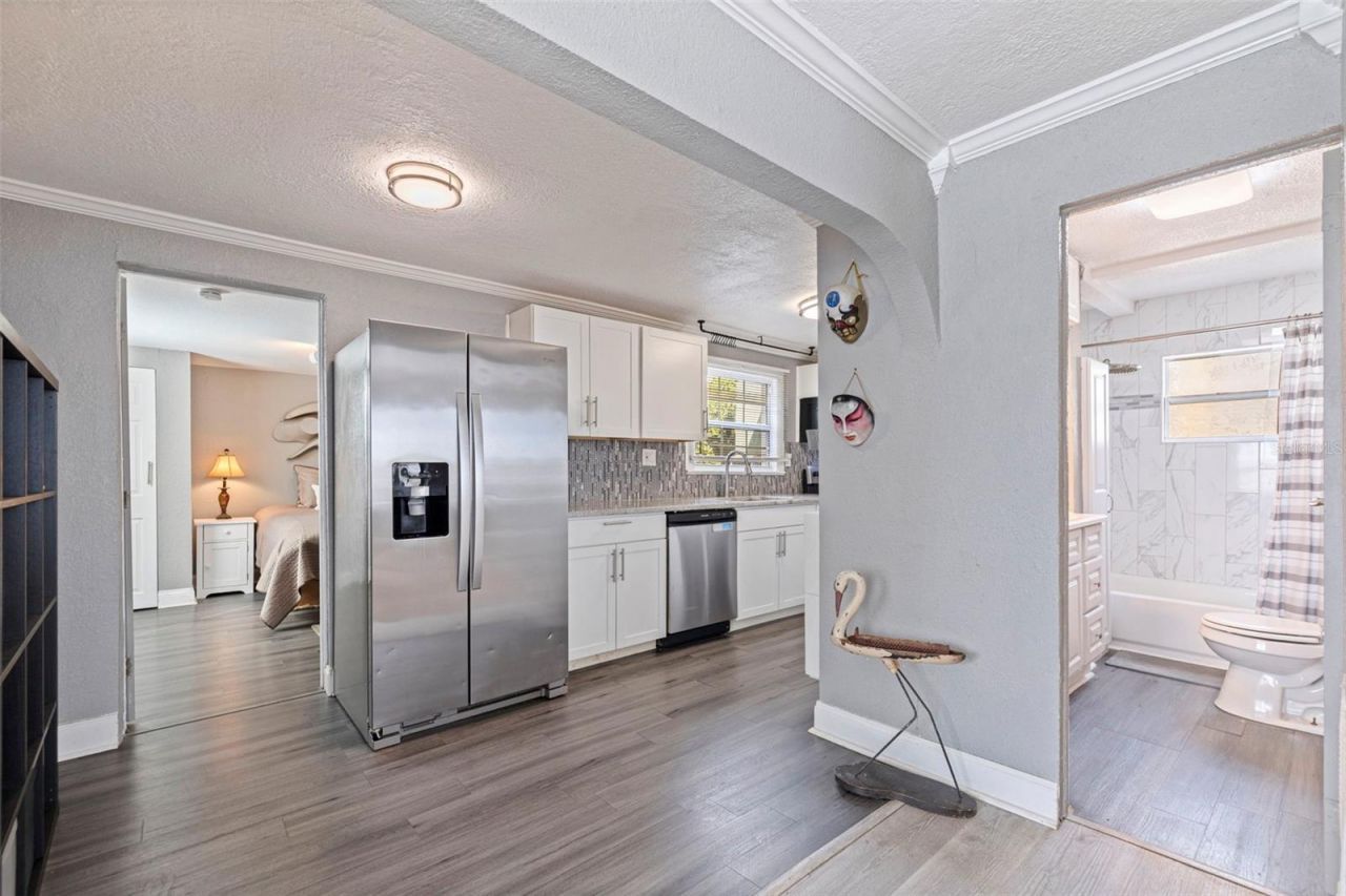 2031 44th Avenue N, Saint Petersburg, FL 33714 Photo