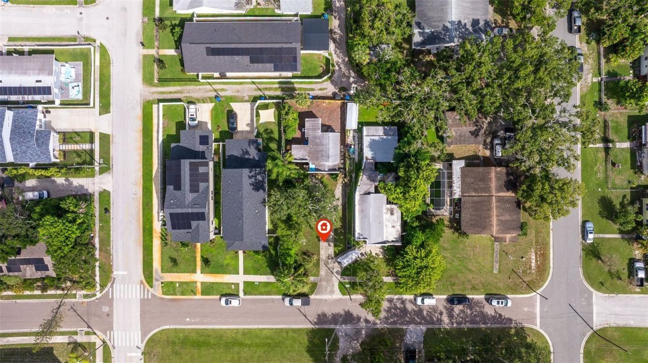 2031 44th Avenue N, Saint Petersburg, FL 33714 Photo