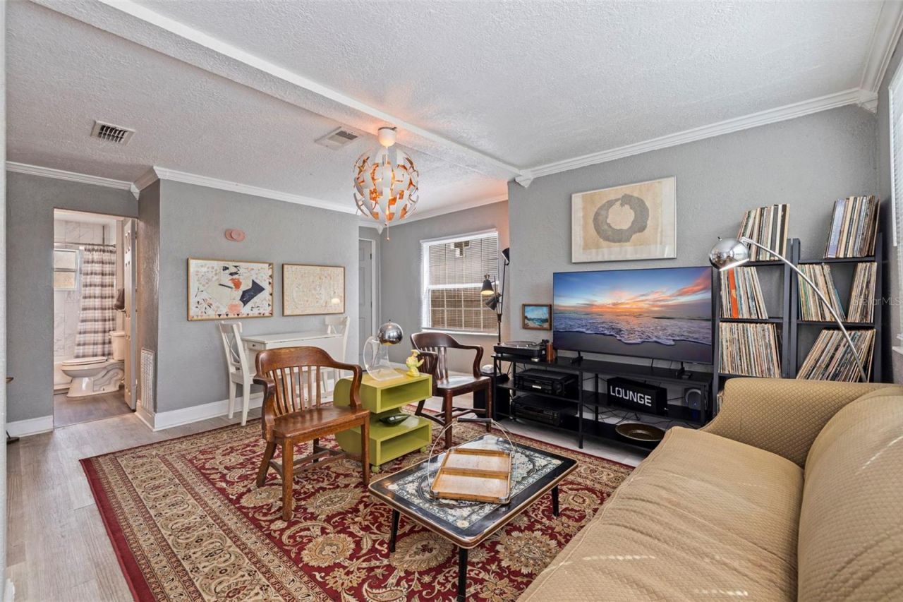 2031 44th Avenue N, Saint Petersburg, FL 33714 Photo