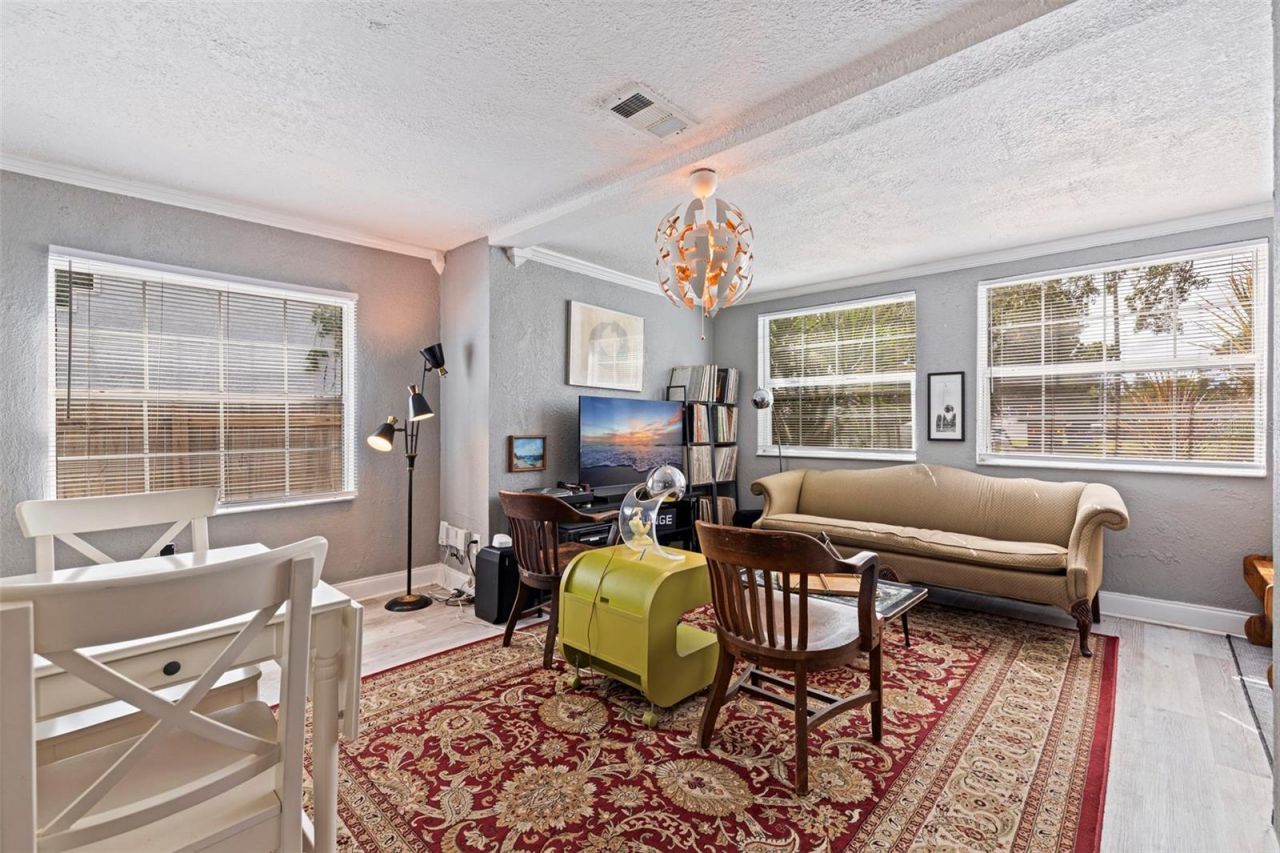 2031 44th Avenue N, Saint Petersburg, FL 33714 Photo