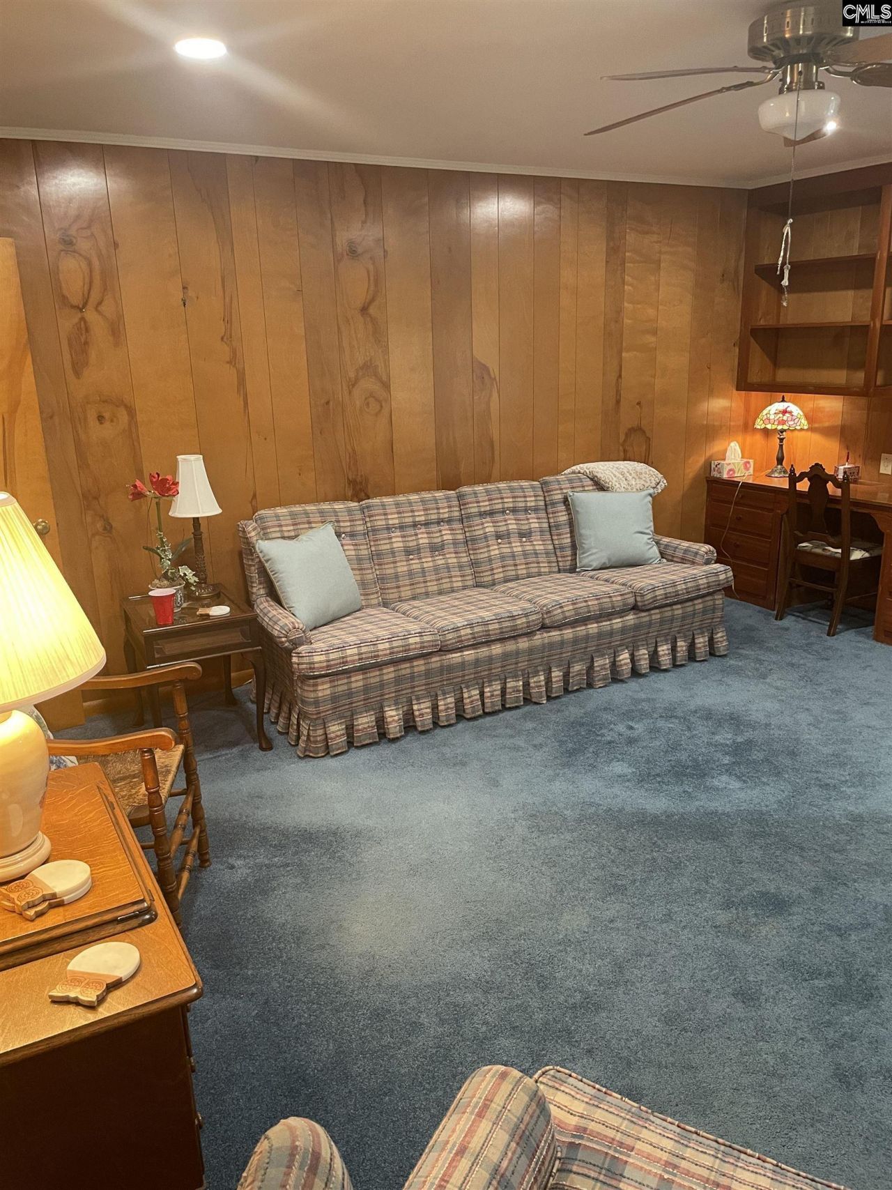 2753 Hillcrest Street Photo 17