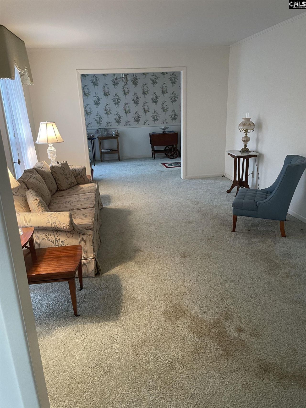 2753 Hillcrest Street Photo 5